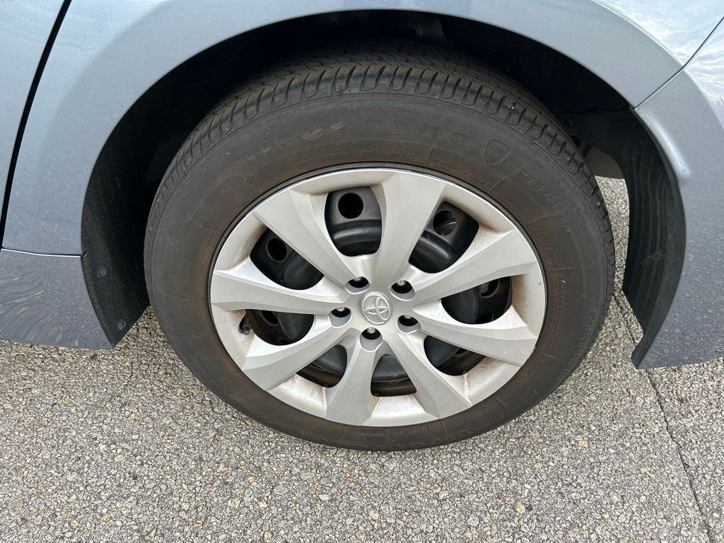 Thumbnail: 2024 Toyota Corolla - 9