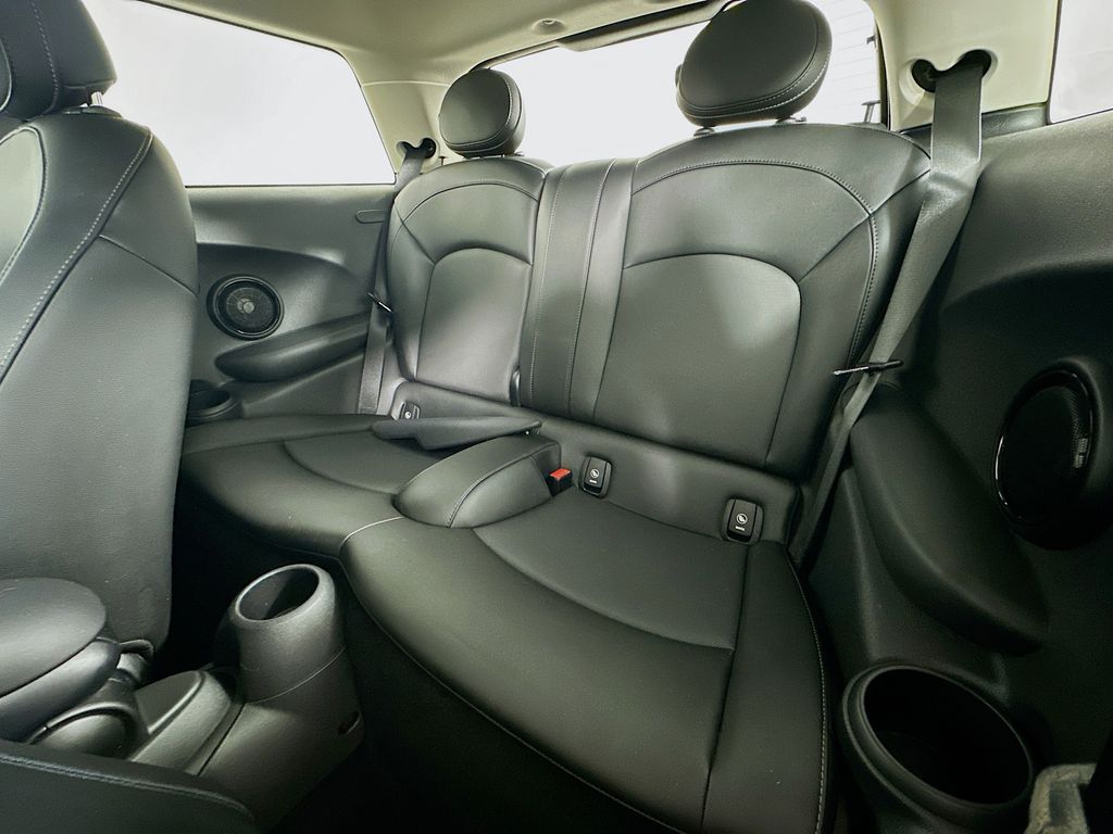 Thumbnail: 2018 MINI Cooper - 24