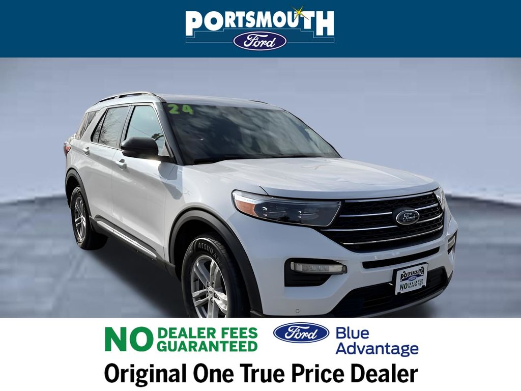 Star White Metallic Tri-Coat 2024 Ford Explorer XLT AWD SUV / Crossover All-Wheel Drive Automatic