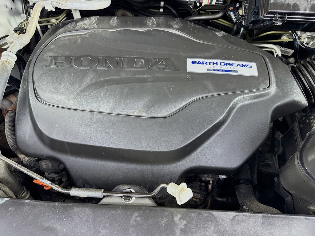 Used Car 2020 Honda Pilot  Touring For Sale Under $25,000 In Austin, Texas