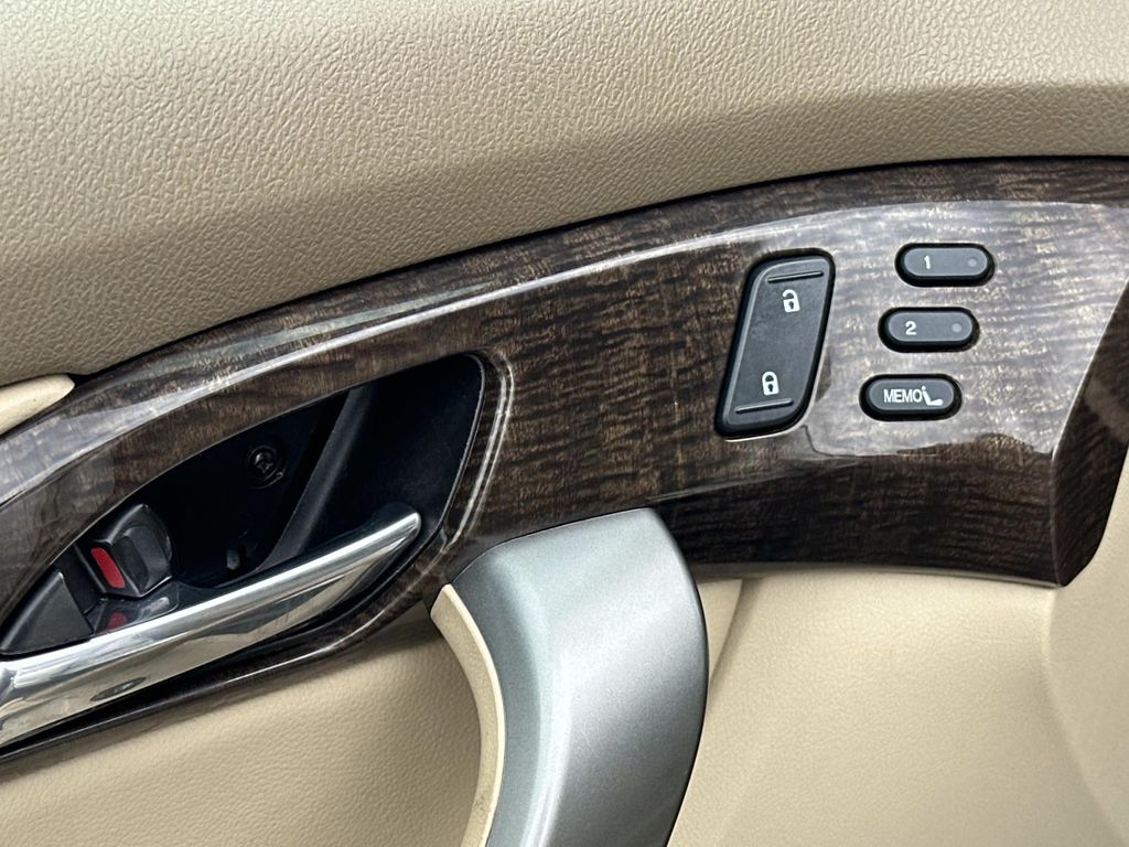 Thumbnail: 2010 Acura MDX - 31