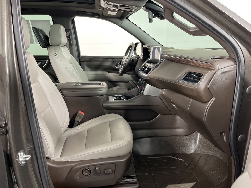 Thumbnail: 2021 Chevrolet Tahoe - 8