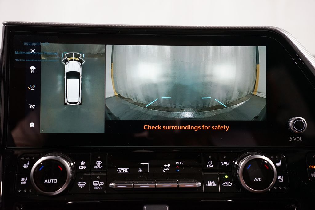 Thumbnail: 2026 Toyota Highlander - 21