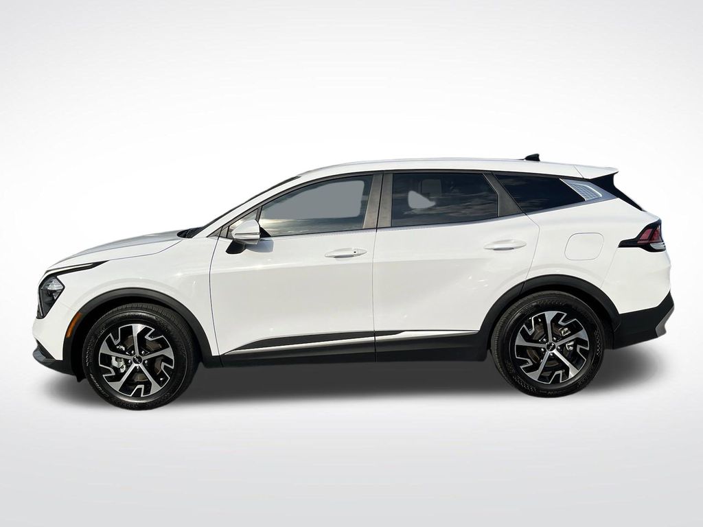 2023 Kia Sportage EX 8