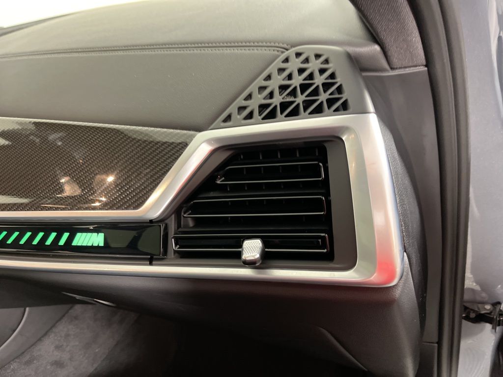 Thumbnail: 2024 BMW X6 - 22