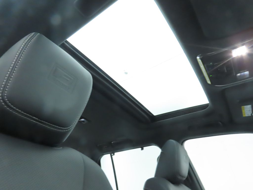 Thumbnail: 2024 Lexus LX - 18