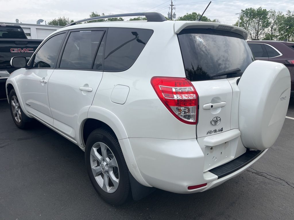 Thumbnail: 2012 Toyota RAV4 - 5