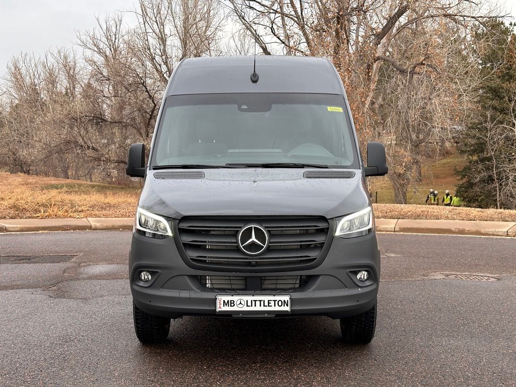 2024 Mercedes-Benz Sprinter 2500 Cargo 144 WB 6