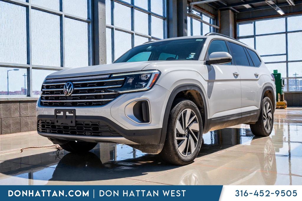 2025 Volkswagen Atlas SE 4Motion with Technology