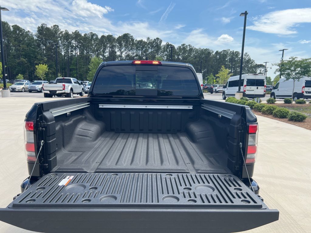 2025 Super Black Nissan Frontier SV RWD Truck