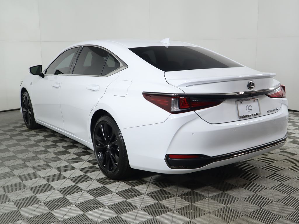 2024 Lexus ES Hybrid 300h F Sport 7