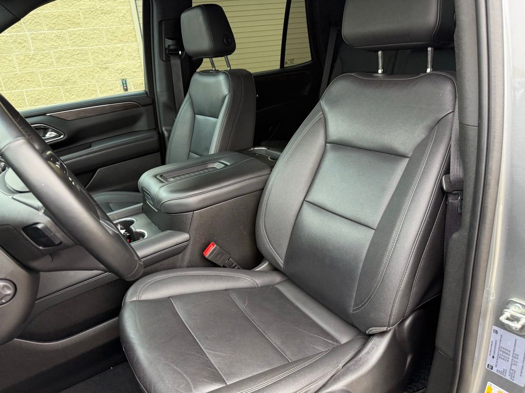 Thumbnail: 2023 Chevrolet Tahoe - 8