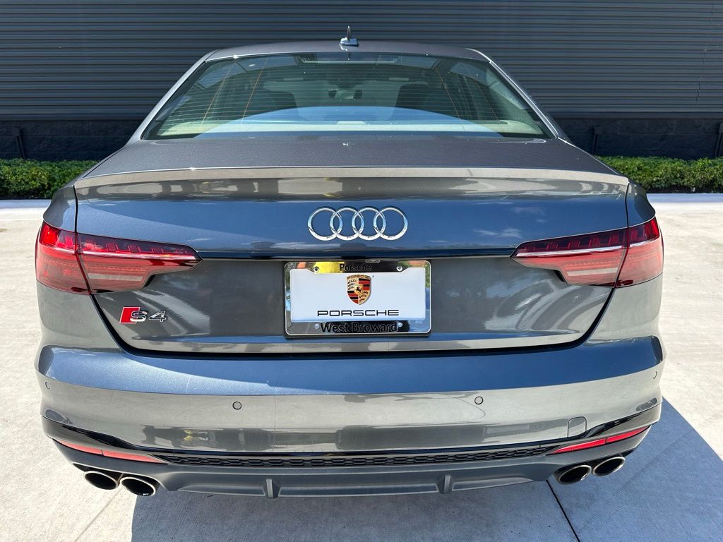 Thumbnail: 2020 Audi S4 - 11