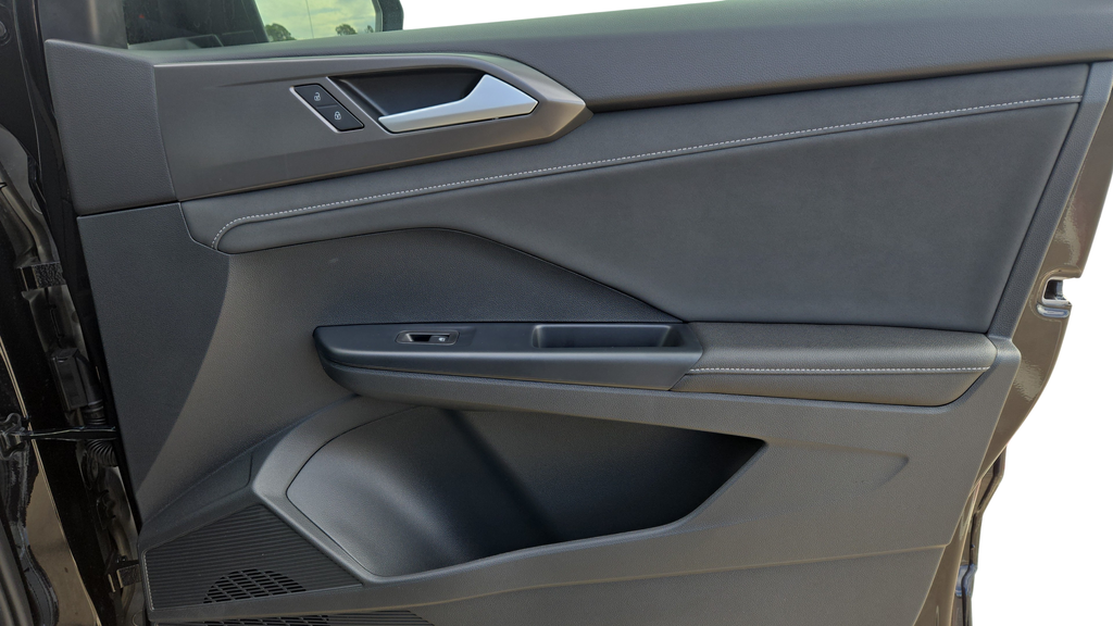 2026 Volkswagen Taos