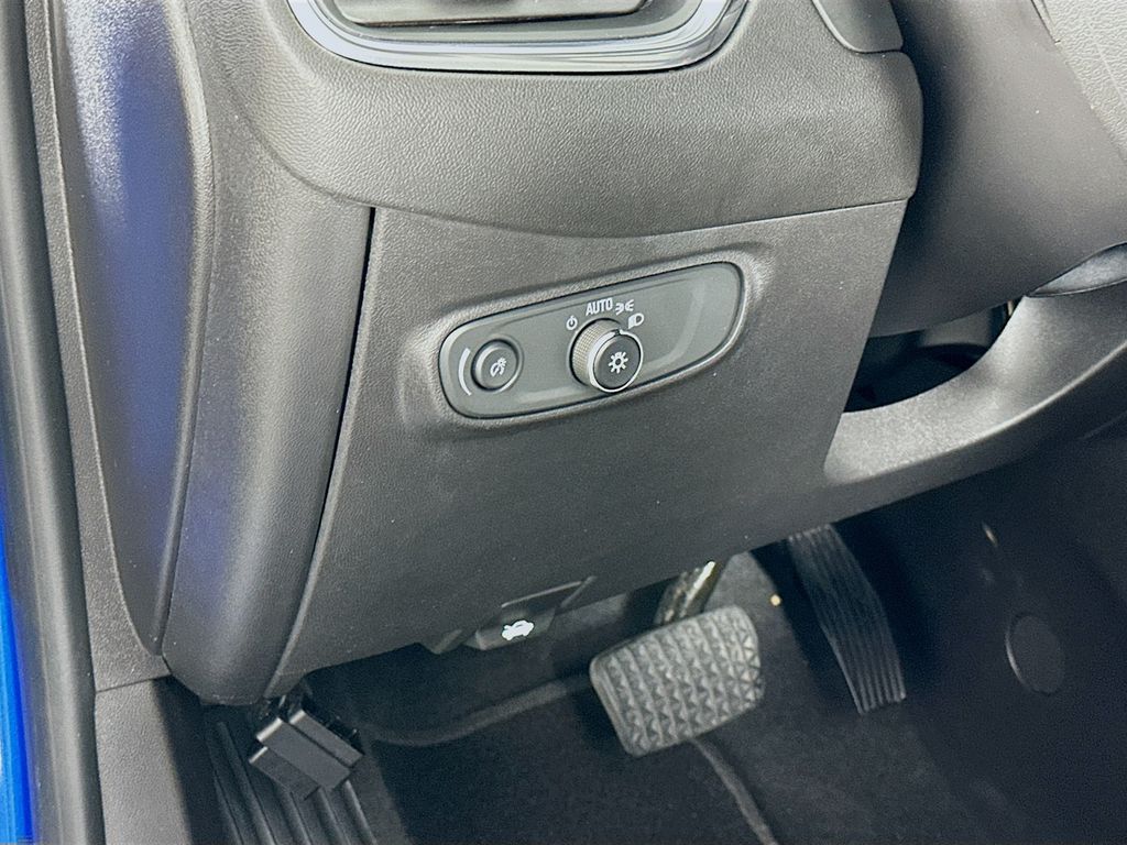 Thumbnail: 2024 Chevrolet Equinox - 10