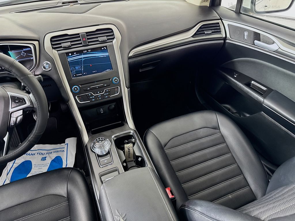 Used Car 2017 Ford Fusion  Se For Sale Under $12,000 In Austin, Texas