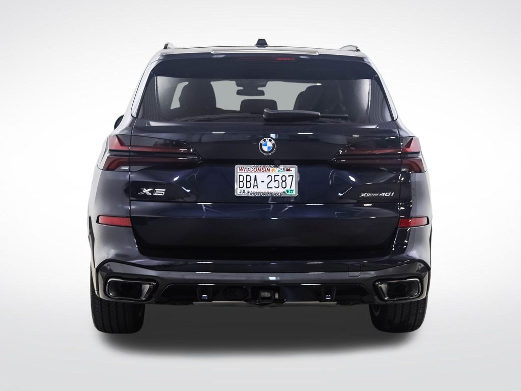 Thumbnail: 2026 BMW X5 - 4