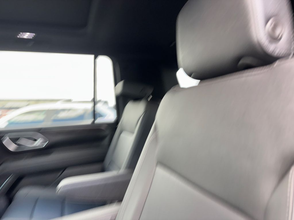 Used Car 2024 Chevrolet Suburban  Z71 For Sale Under $70,000 In Austin, Texas