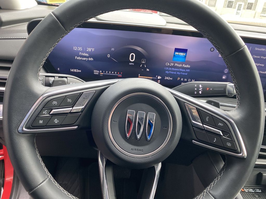 2025 Buick Envision Preferred - Photo 12