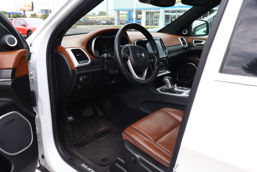 Thumbnail: 2019 Jeep Grand Cherokee - 11