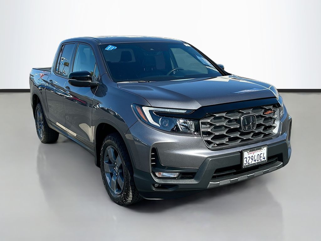 Thumbnail: 2025 Honda Ridgeline - 3