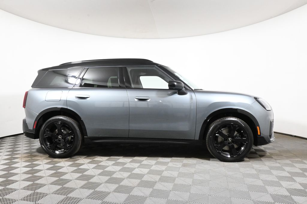 Thumbnail: 2026 MINI Cooper Countryman - 8