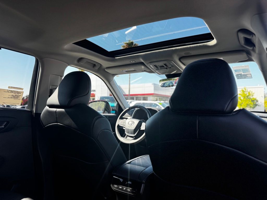 New 2026 Toyota Highlander SUV