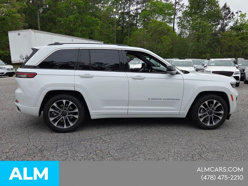 Used 2023 White Jeep Overland 4xe image 17