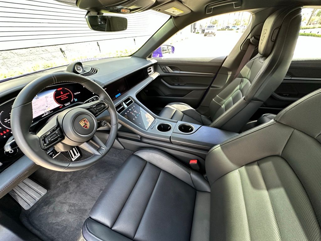 Thumbnail: 2025 Porsche Taycan - 4