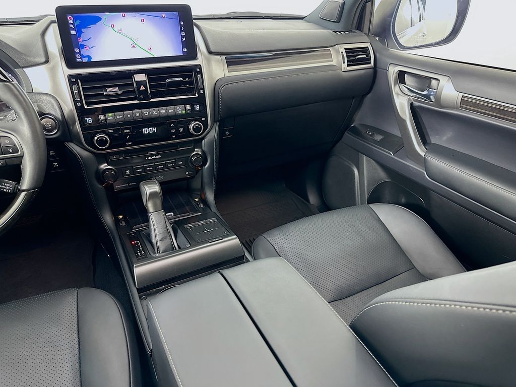 2023 Lexus GX 460 Luxury 24