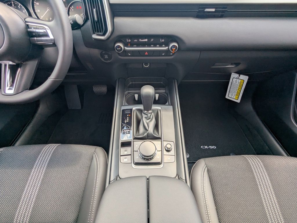 2025 Mazda CX-50 2.5 S Preferred