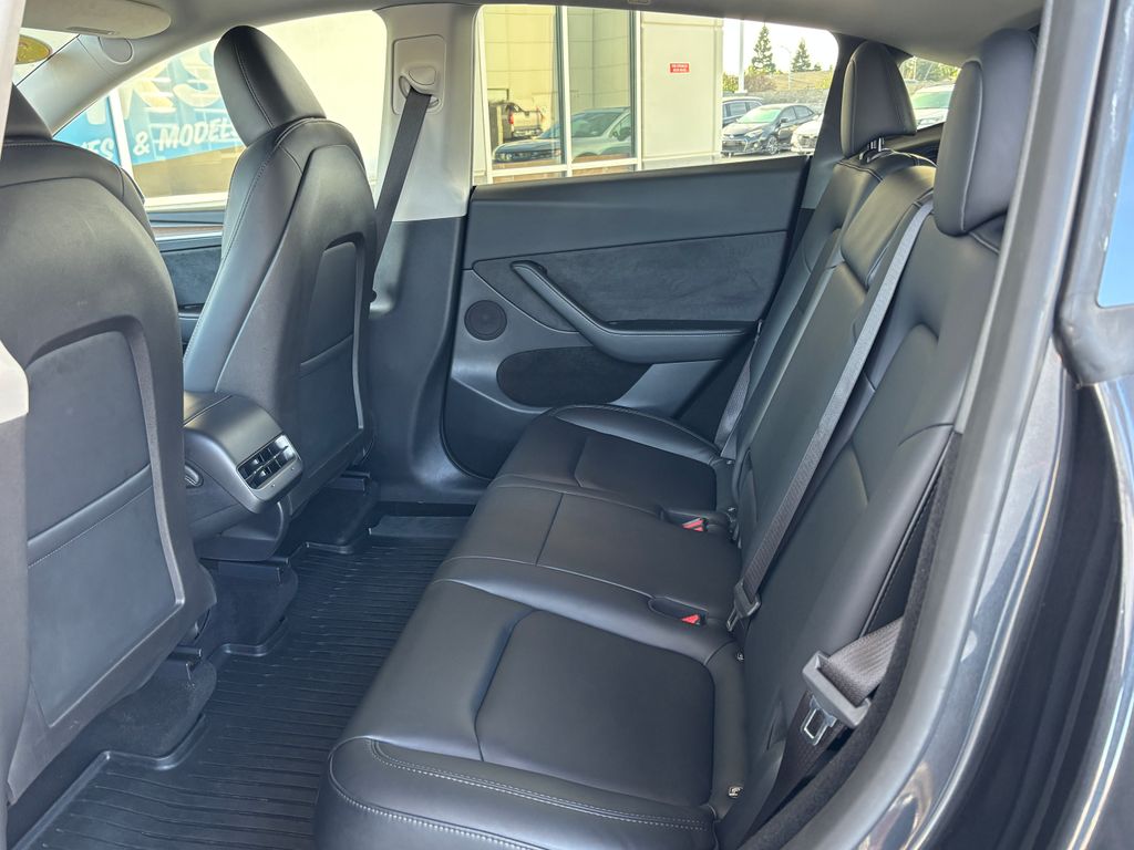 Thumbnail: 2024 Tesla Model Y - 19