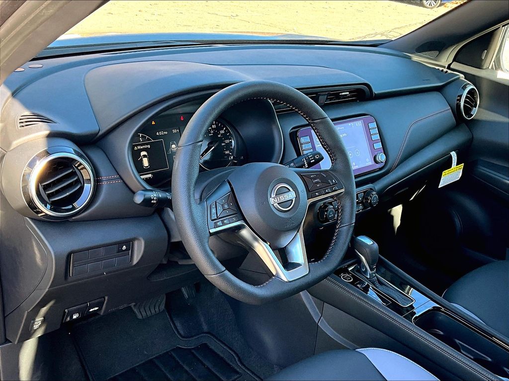 2024 Nissan Kicks — photo 8