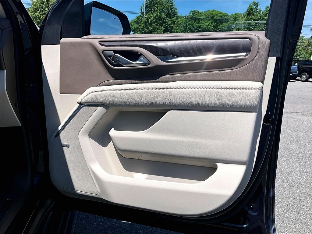 2022 GMC Yukon — photo 12