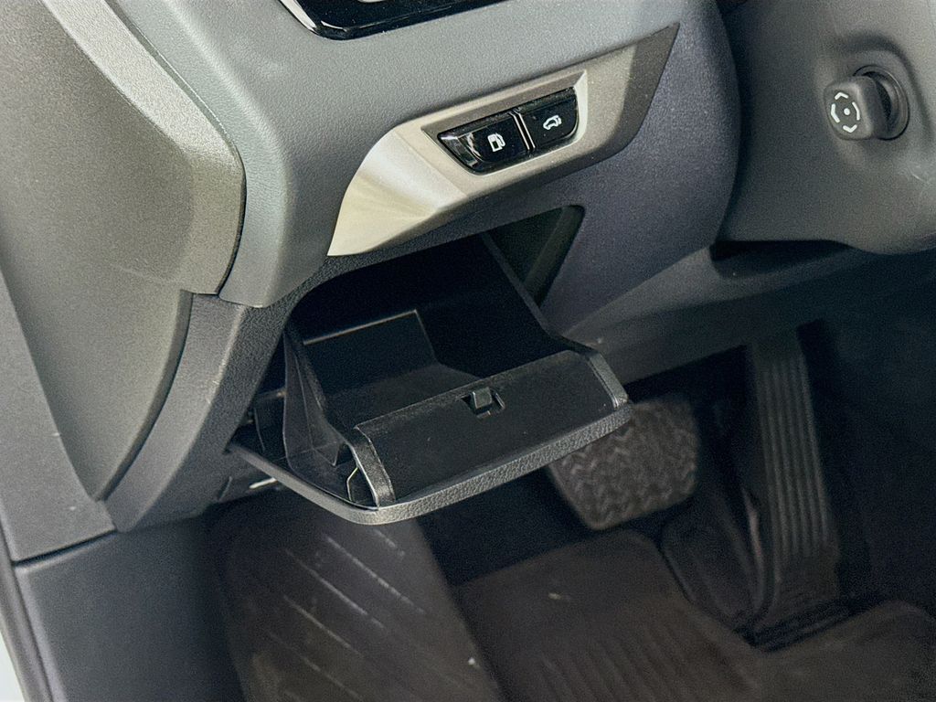 Thumbnail: 2025 Lexus RX - 10