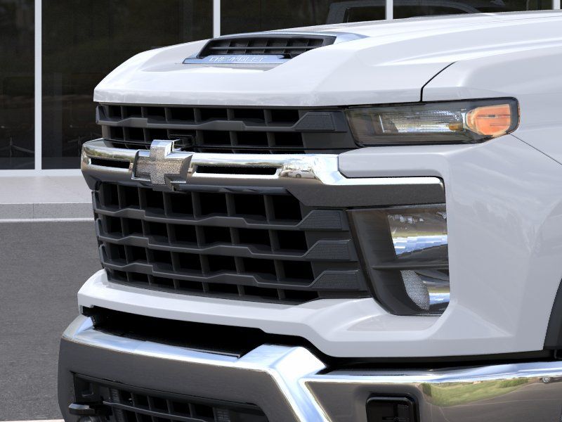New 2025 White Chevrolet LT image 15