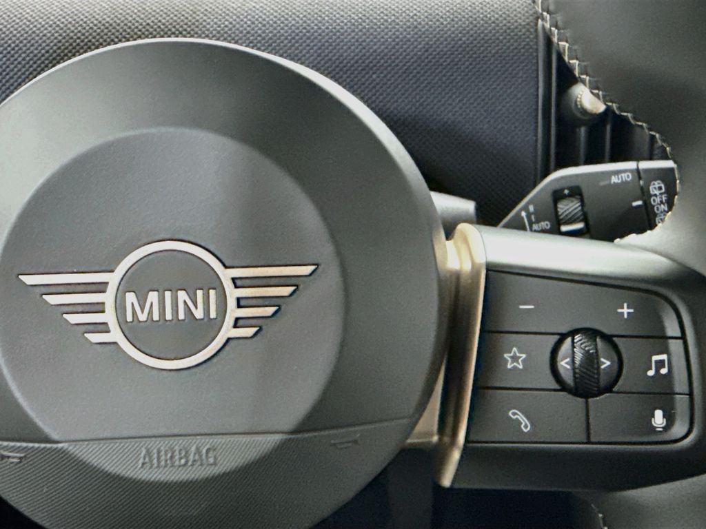 Thumbnail: 2026 MINI Cooper - 12