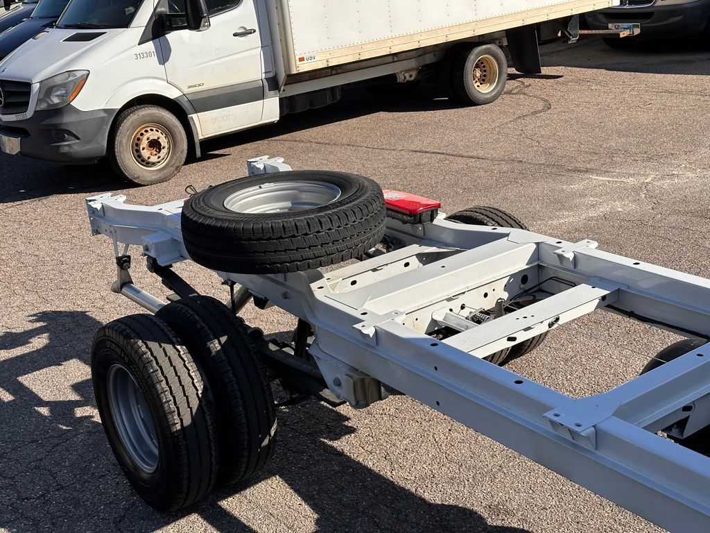 2023 Mercedes-Benz Sprinter 3500 Cab Chassis 170 WB 22