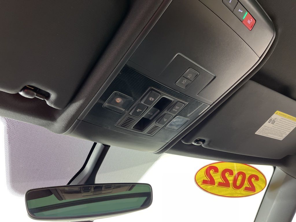 Thumbnail: 2022 Volkswagen Atlas - 29