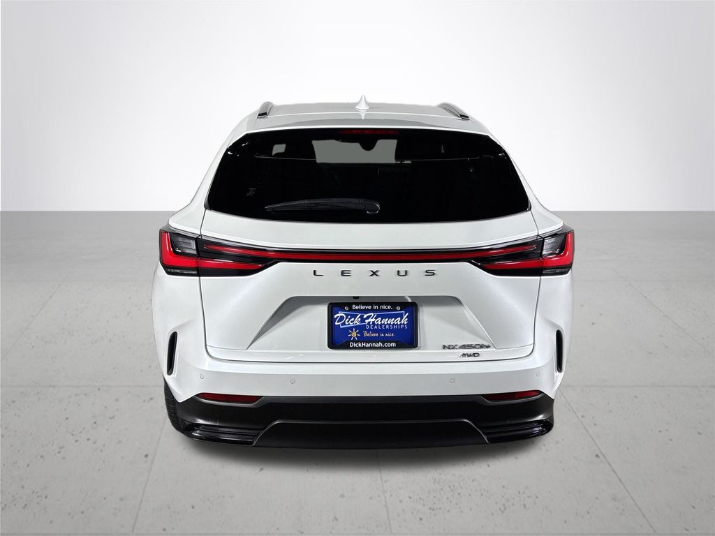 2022 Lexus NX 450h+ Luxury