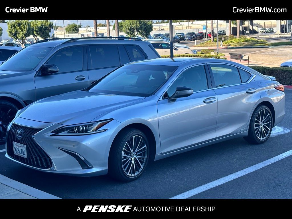Thumbnail: 2022 Lexus ES - 1