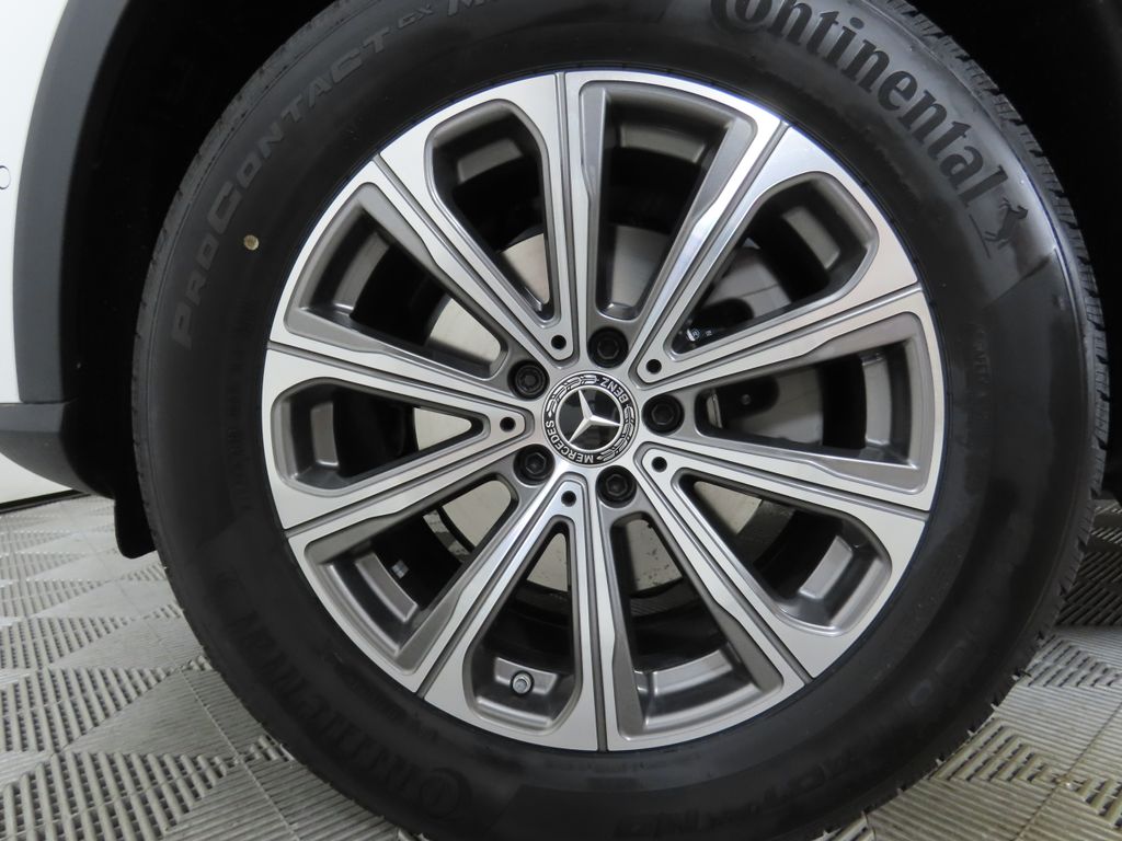 2025 Mercedes-Benz GLC 300 31
