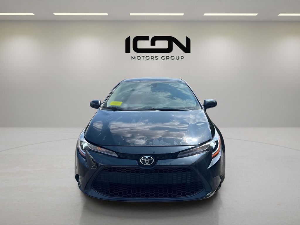 Used 2021 Toyota Corolla LE with VIN 5YFEPMAE8MP253212 for sale in Framingham, MA