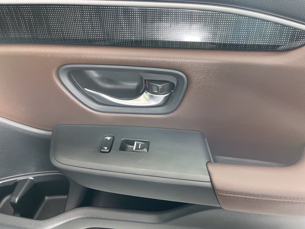 Thumbnail: 2023 Honda Pilot - 22