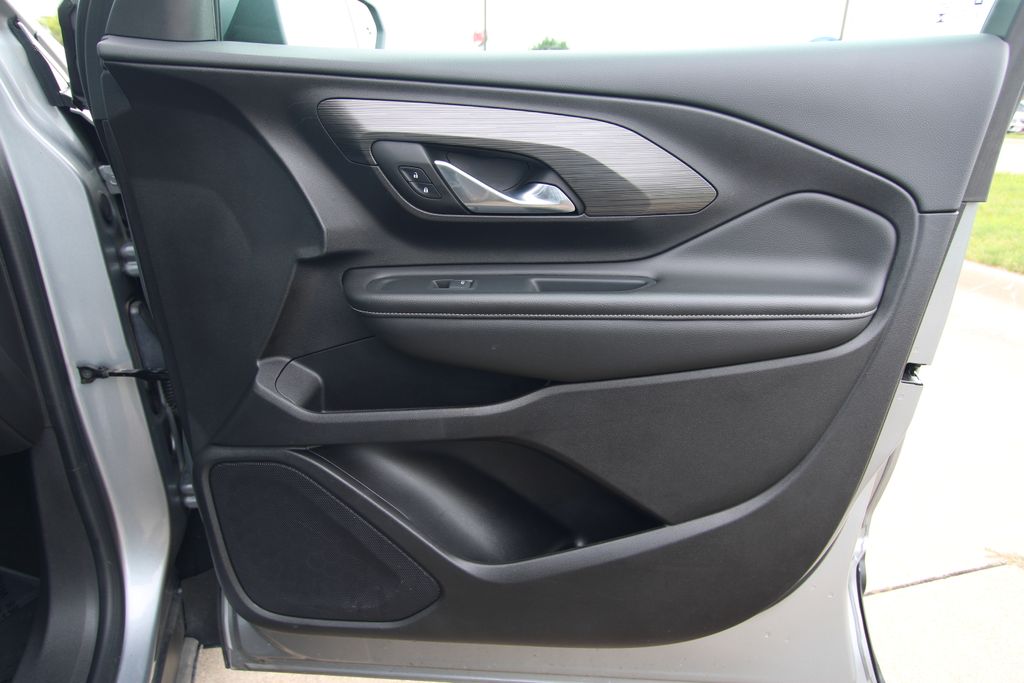 Used 2024 GMC Terrain SUV