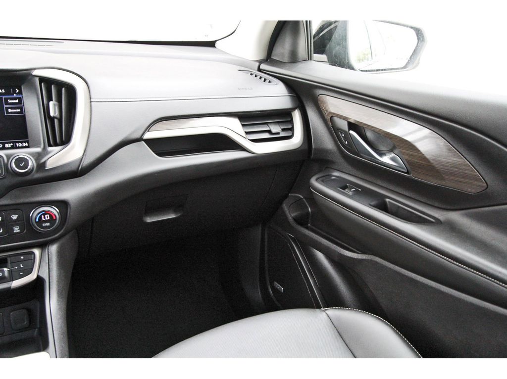 2024 GMC Terrain Denali - 9