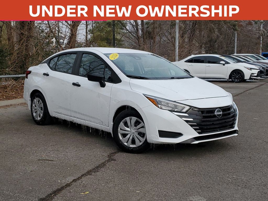 2025 Nissan Versa S FWD