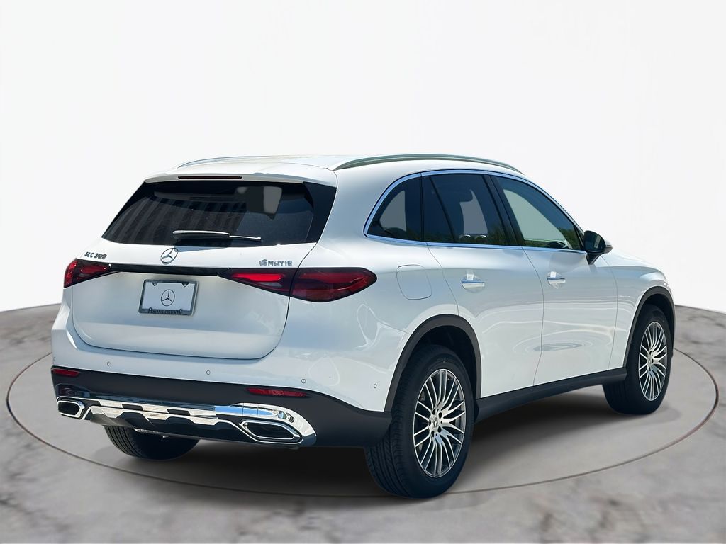 2025 Mercedes-Benz GLC 300 4