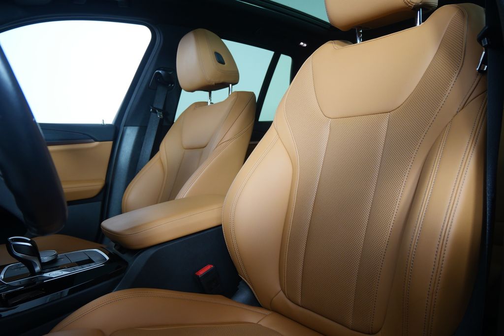 Thumbnail: 2022 BMW X3 - 10