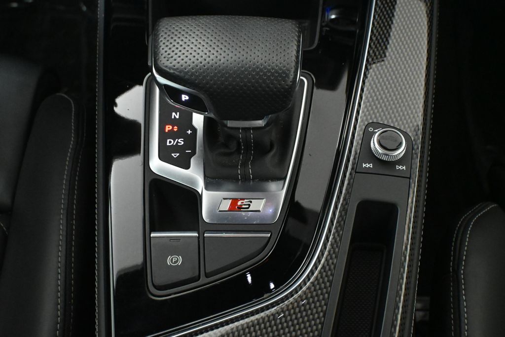 Thumbnail: 2023 Audi S5 - 24